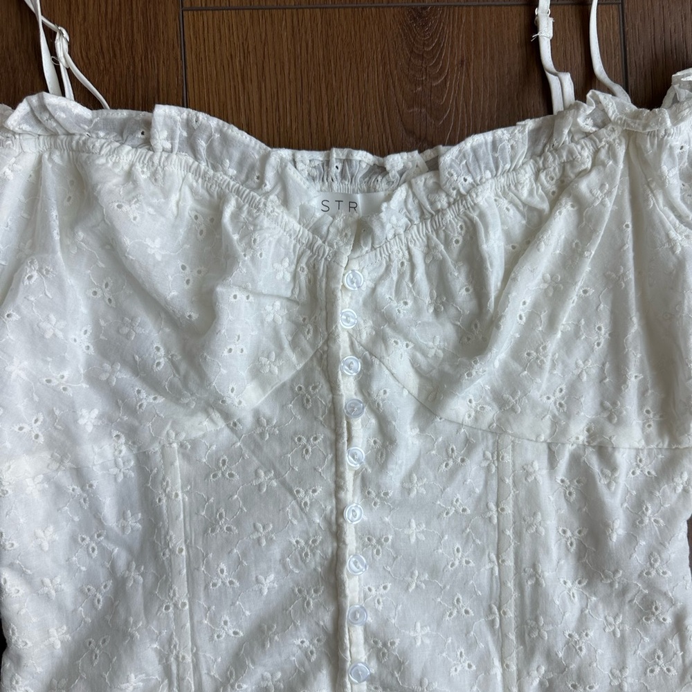 Astr Ivory Eyelet Off-Shoulder Blouse with puff sleeves - Picture 4 of 11